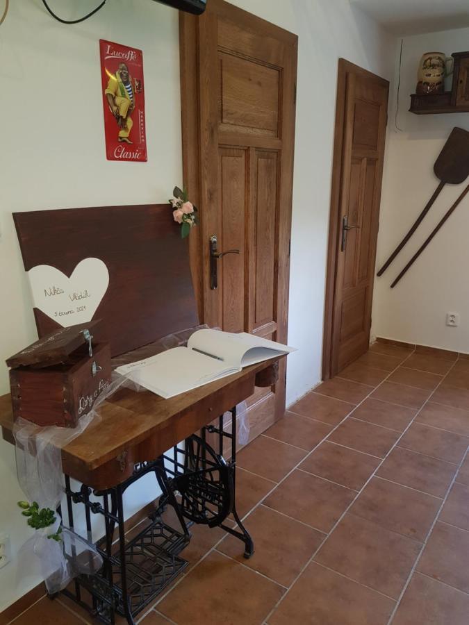 Penzion Na Statku Brezova Brezova  Extérieur photo